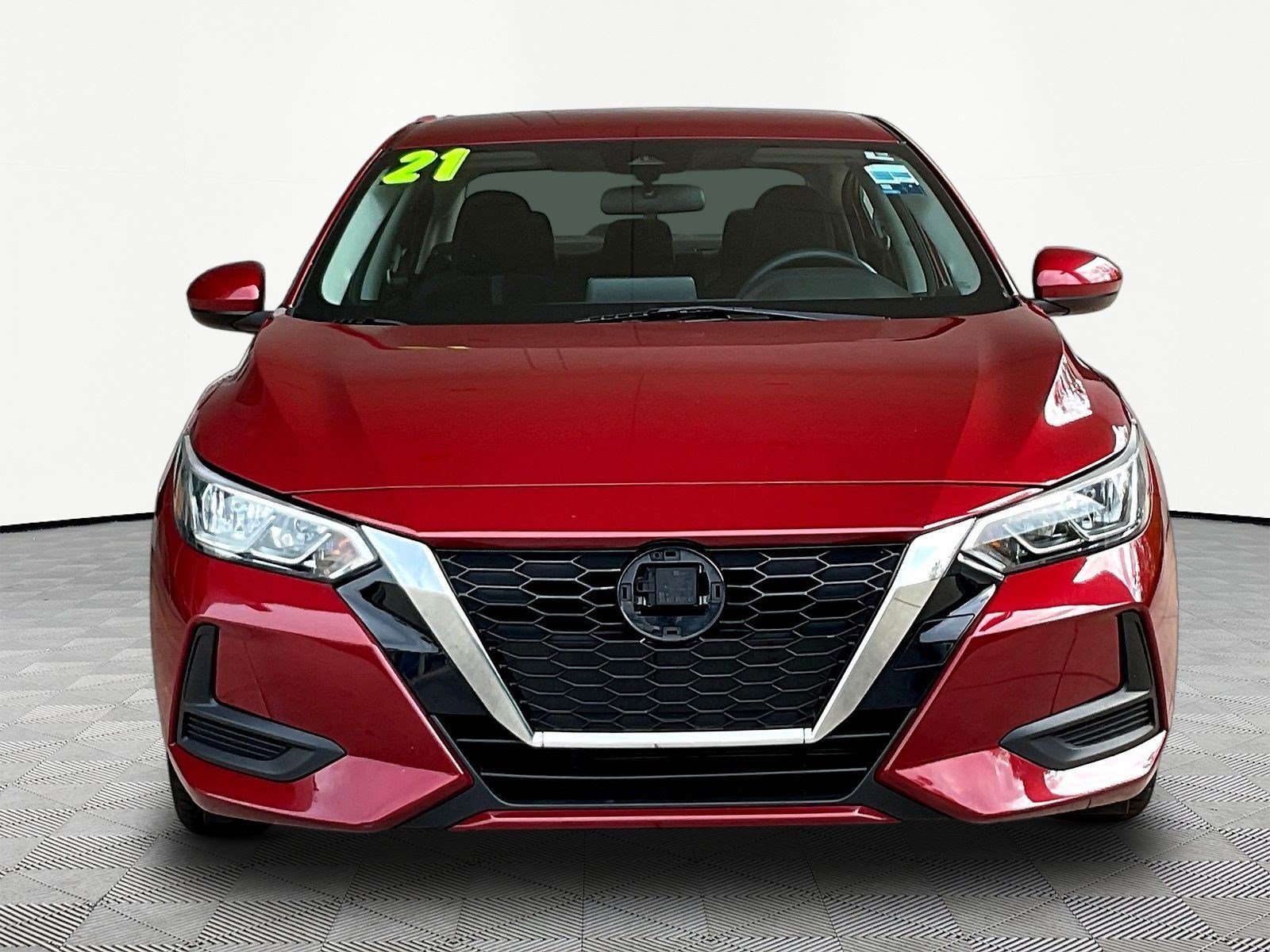 Used 2021 Nissan Sentra SV FWD image 2