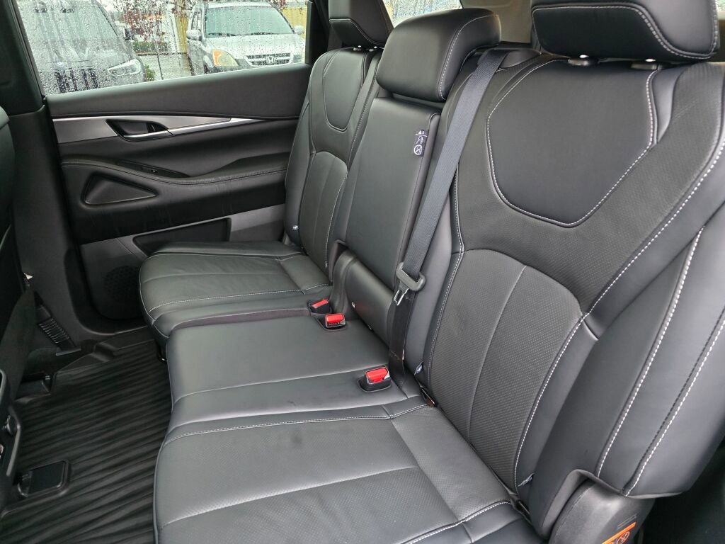 Used 2023 INFINITI QX60 Luxe image 18