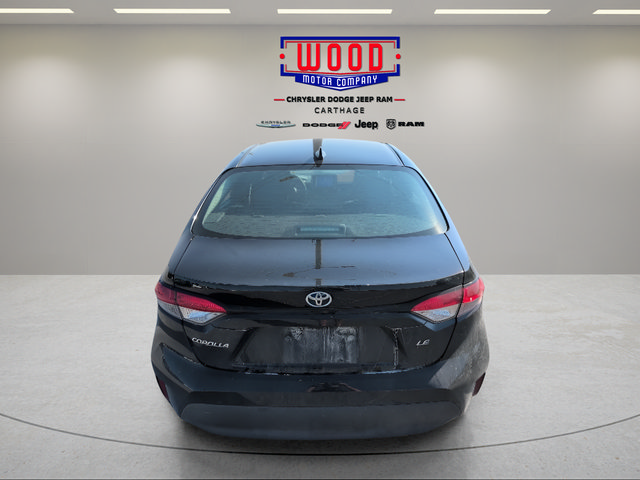 Used 2023 Toyota Corolla LE FWD image 4