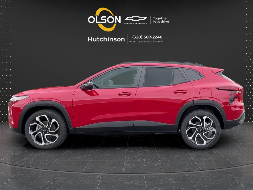New 2026 Chevrolet Trax RS w/ Driver Confidence Package FWD image 2