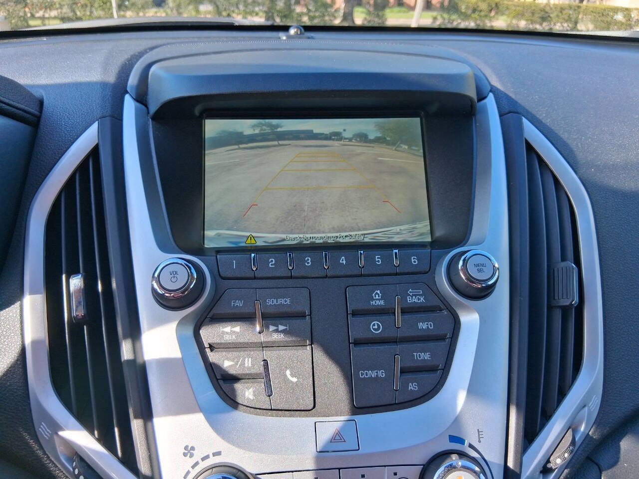 Used 2017 GMC Terrain SLE image 19