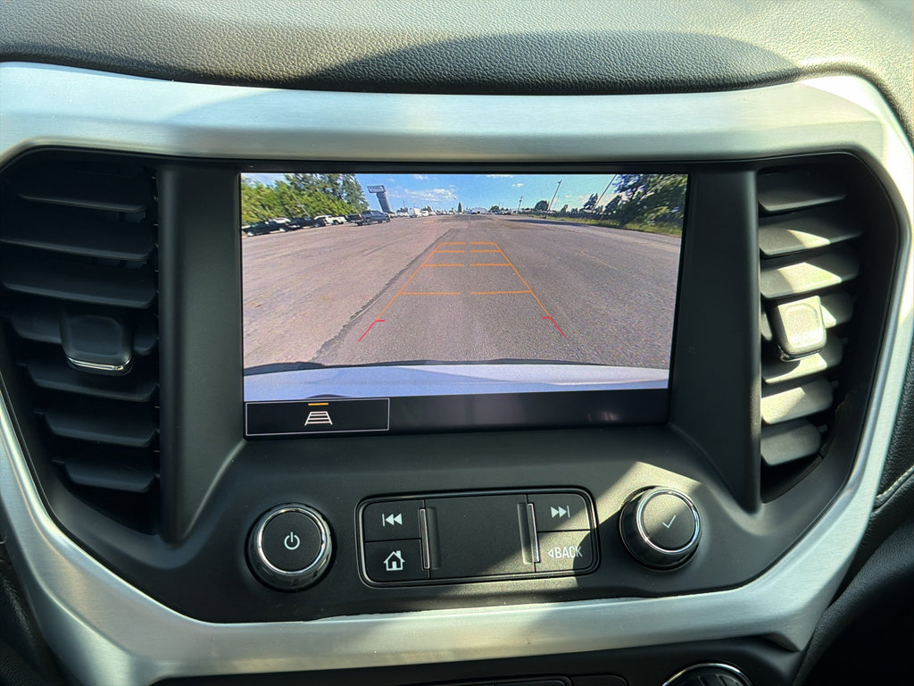 Used 2021 GMC Acadia SLT w/ Preferred Package AWD/4WD image 9