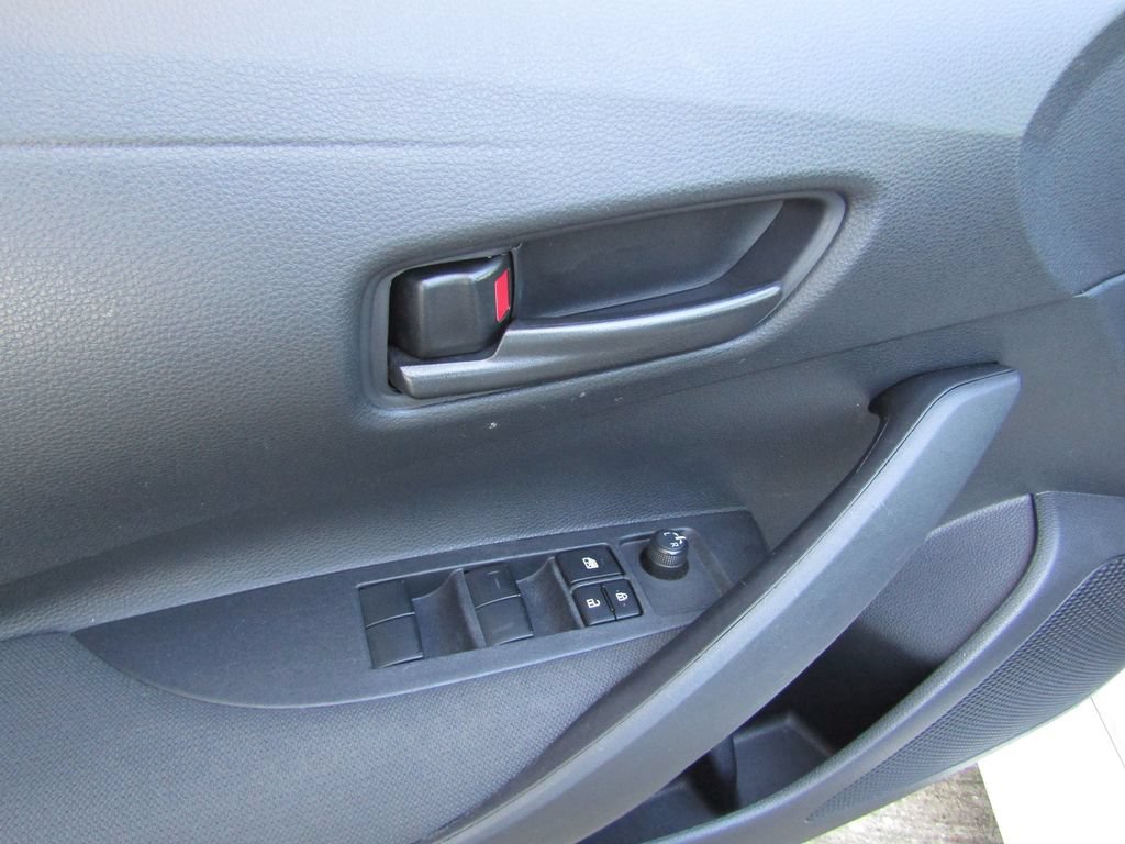 Used 2025 Toyota Corolla LE FWD image 15