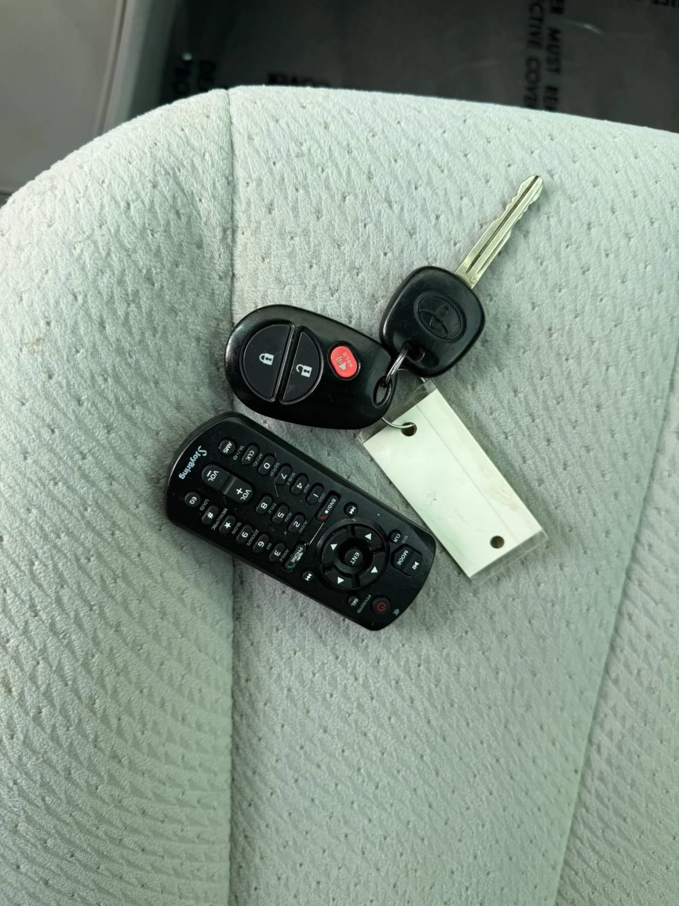 Used 2012 Toyota Sienna LE FWD image 30