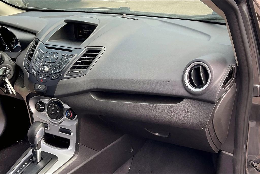 Used 2019 Ford Fiesta SE image 15