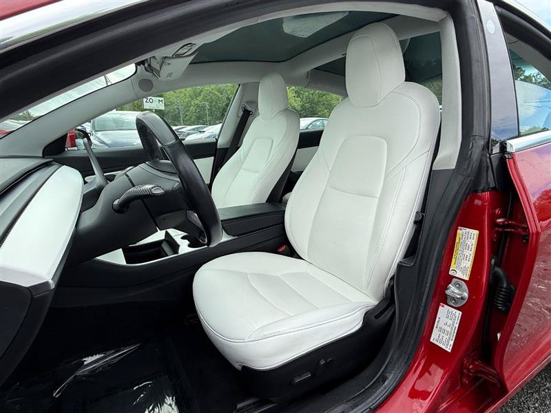 Used 2018 Tesla Model 3 Long Range AWD/4WD image 9