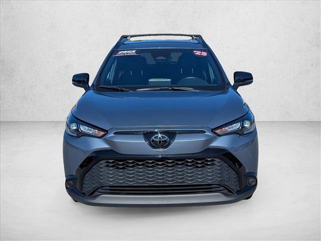 Used 2025 Toyota Corolla Cross AWD Hybrid image 2