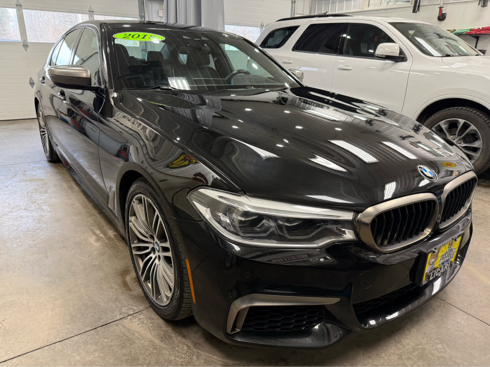 Used 2018 BMW M550i xDrive image 3