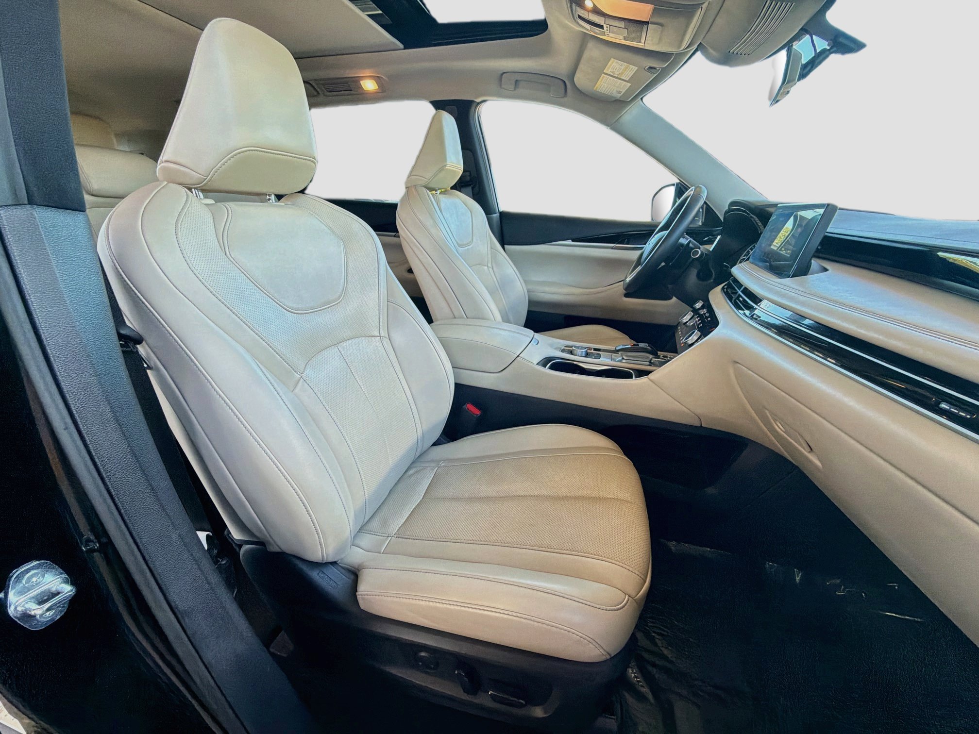 Used 2023 INFINITI QX60 Pure AWD/4WD image 34