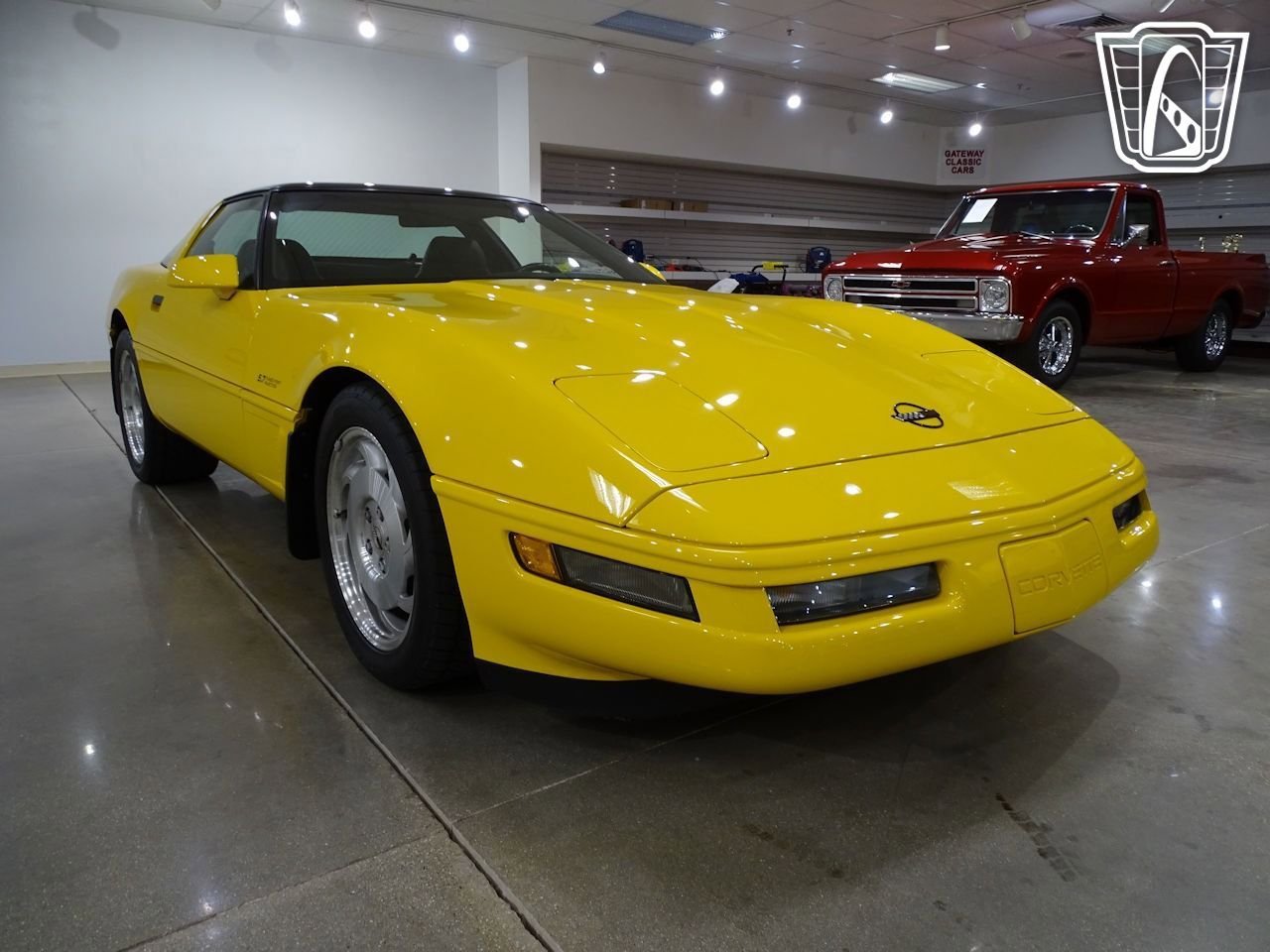 Used 1996 Chevrolet Corvette Coupe RWD image 22