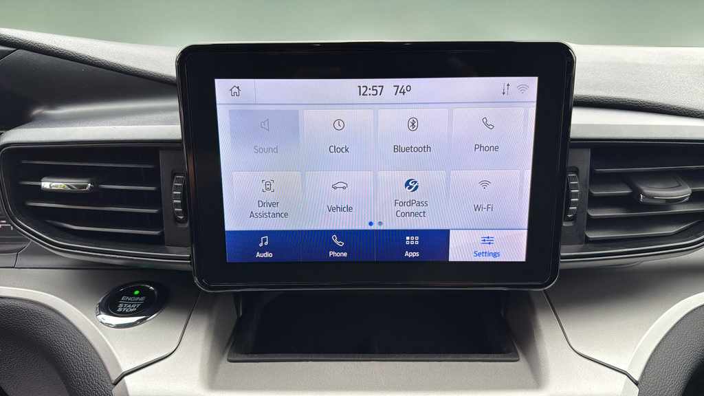 Used 2021 Ford Explorer XLT w/ Class III Trailer Tow Package AWD/4WD image 28