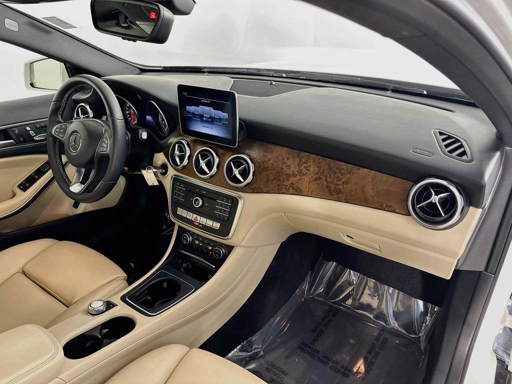 Used 2020 Mercedes-Benz GLA 250 4MATIC image 26