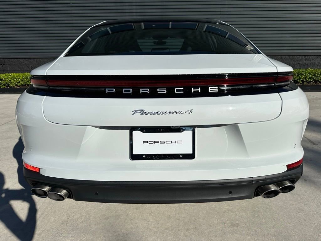 Used 2026 Porsche Panamera 4 image 12