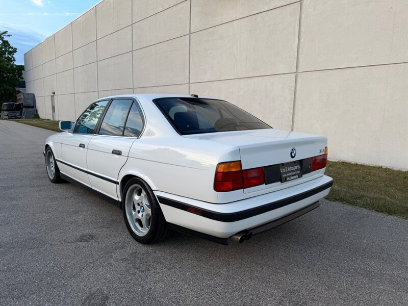 Used 1991 BMW M5 RWD image 17