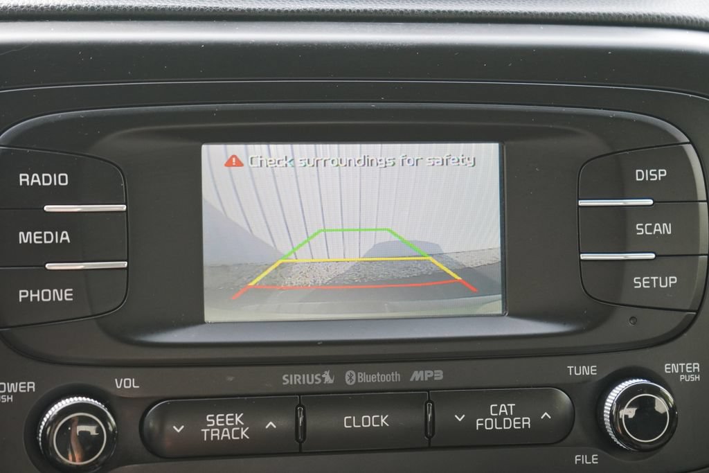 Used 2016 Kia Soul + FWD image 28
