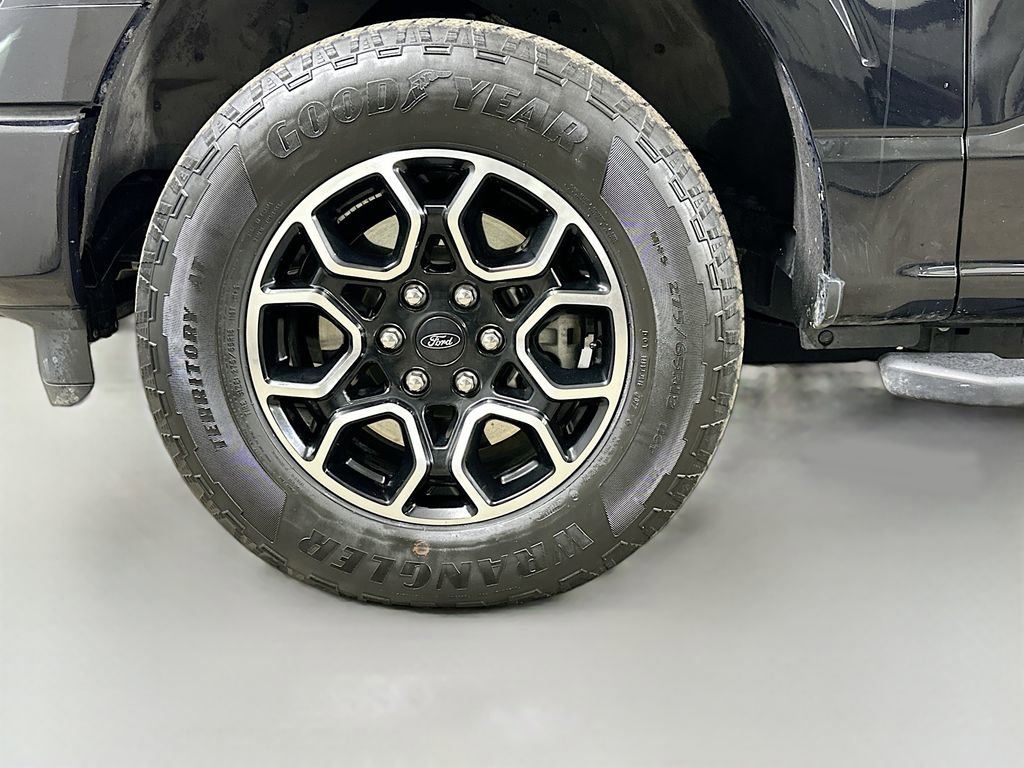 Used 2022 Ford F150 XLT w/ Equipment Group 302A High image 8