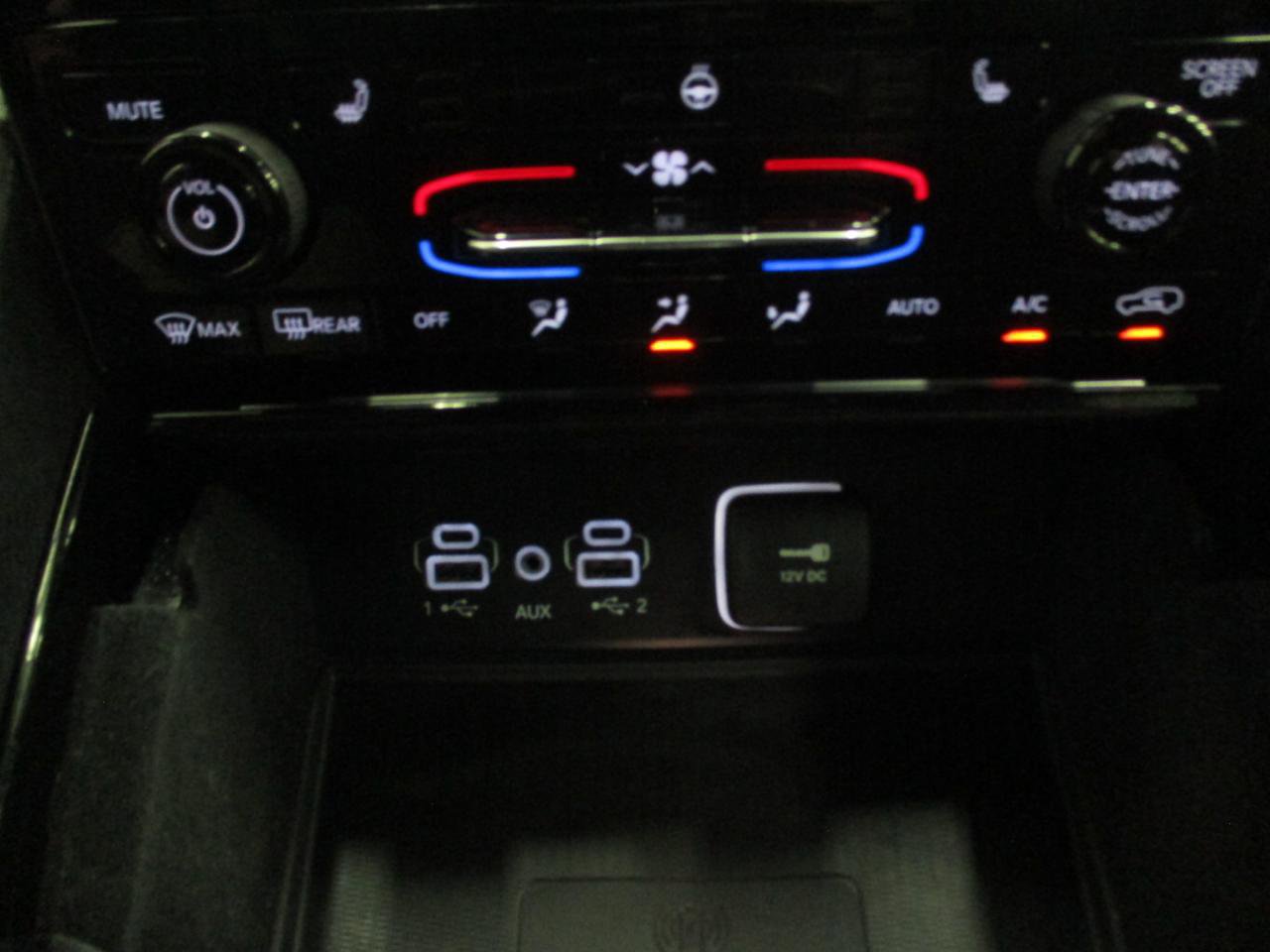 Used 2022 Jeep Grand Cherokee Altitude AWD/4WD image 20