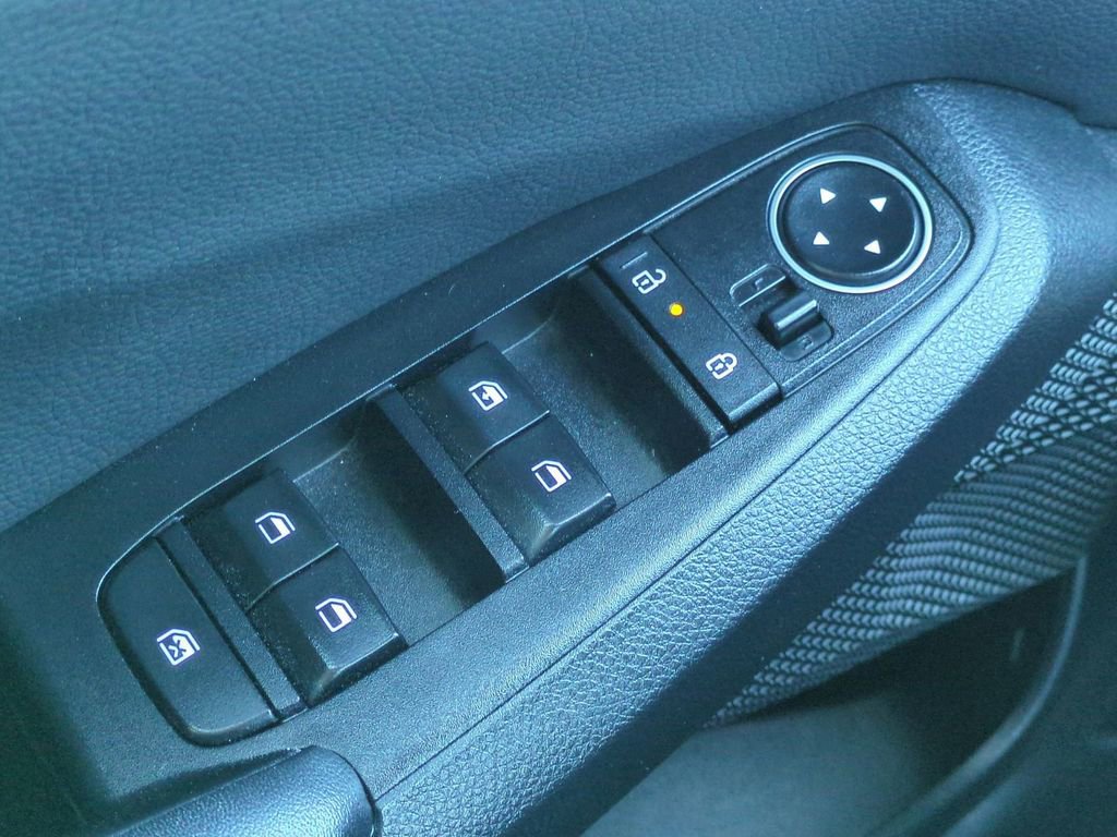 Used 2024 Kia Seltos S image 23