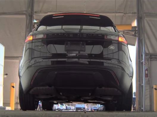 Used 2019 Land Rover Range Rover Velar S image 7