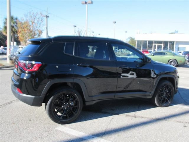 New 2026 Jeep Compass Latitude image 6