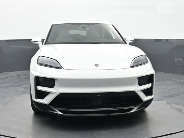 New 2026 Porsche Macan Turbo Electric image 27