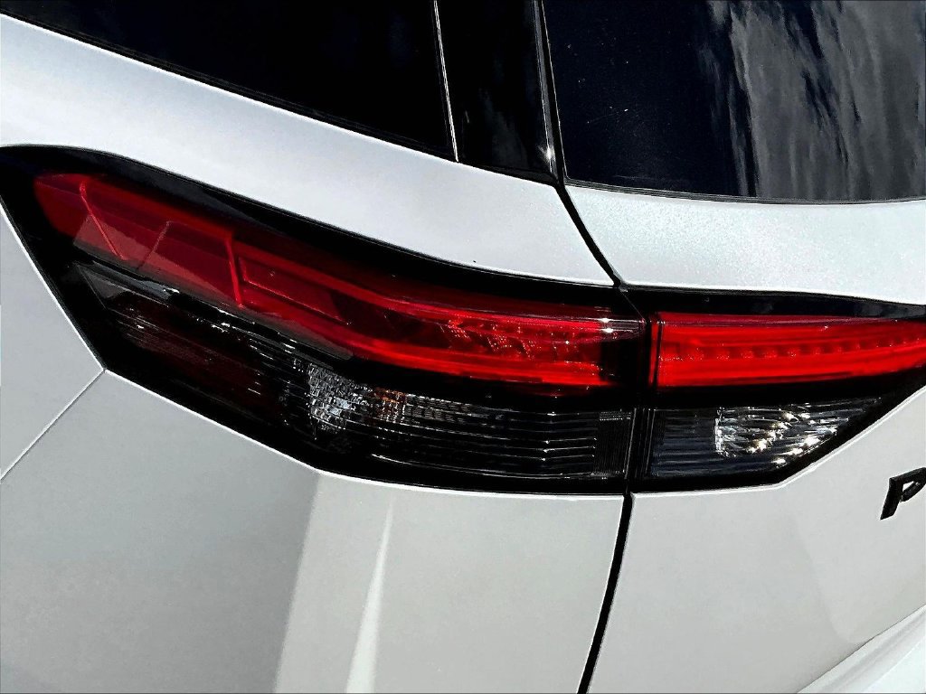 New 2026 Nissan Pathfinder Rock Creek AWD/4WD image 30