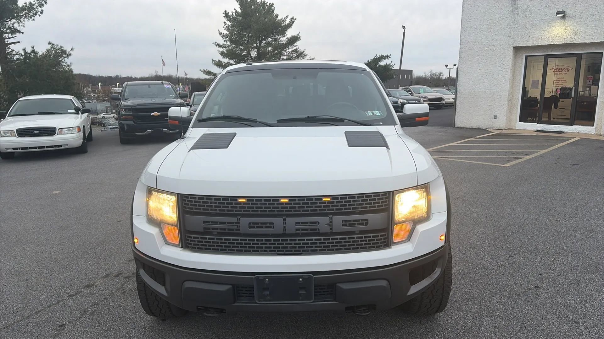Used 2011 Ford F150 Raptor w/ Raptor Luxury Pkg image 21