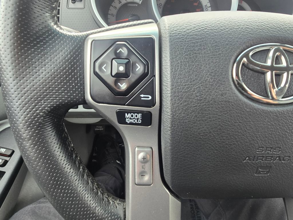 Used 2015 Toyota Tacoma 4x4 Double Cab w/ Limited Package image 20