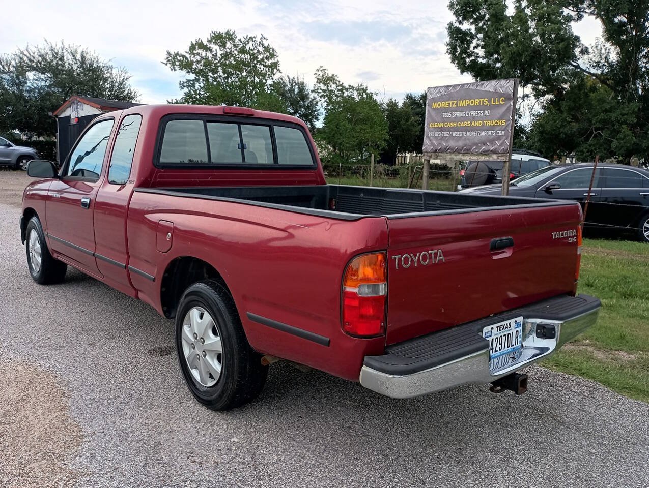 Used 1998 Toyota Tacoma 2WD Xtracab w/ SR5 Pkg image 3