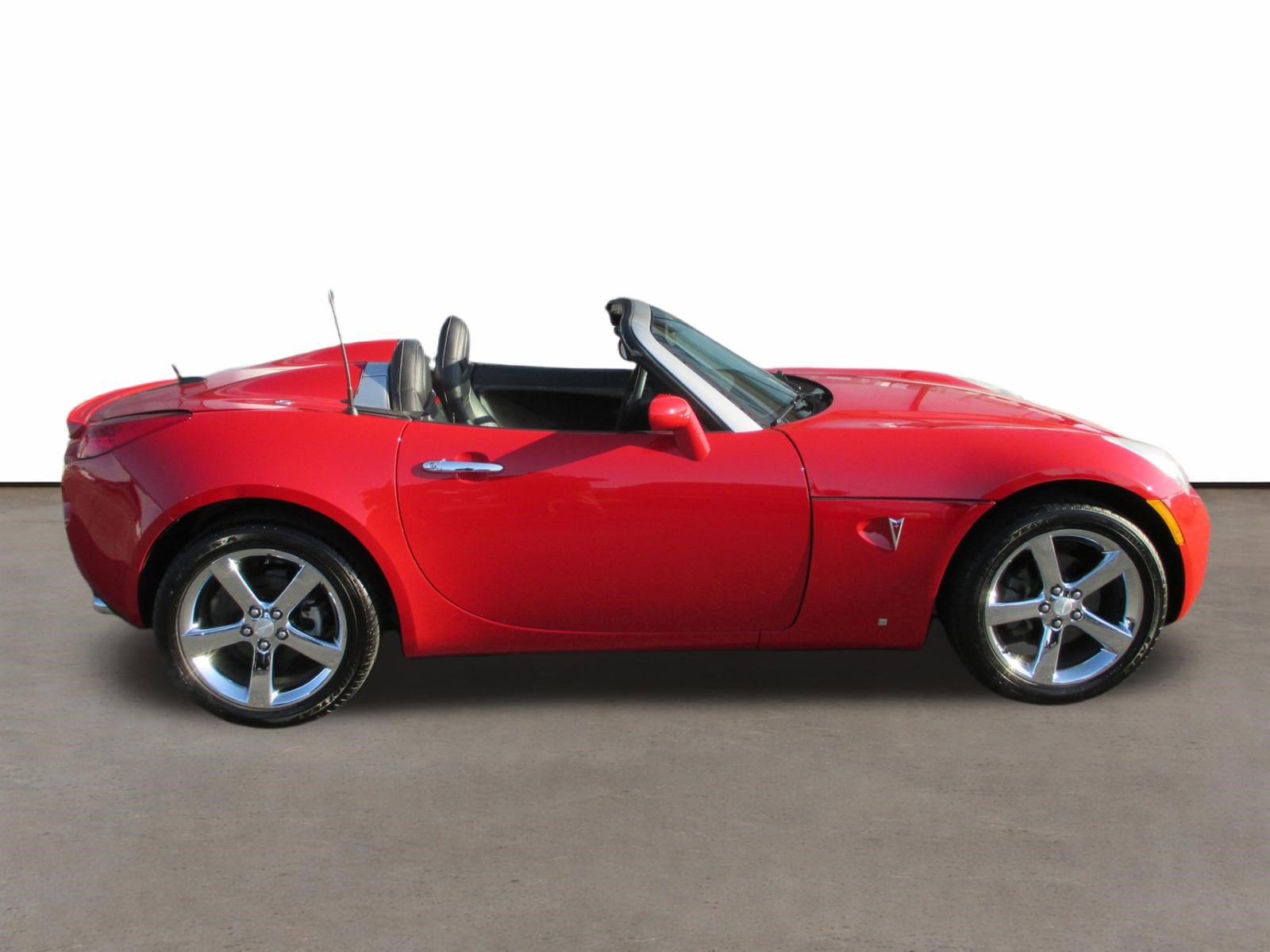 Used 2007 Pontiac Solstice Convertible w/ Premium Package image 10