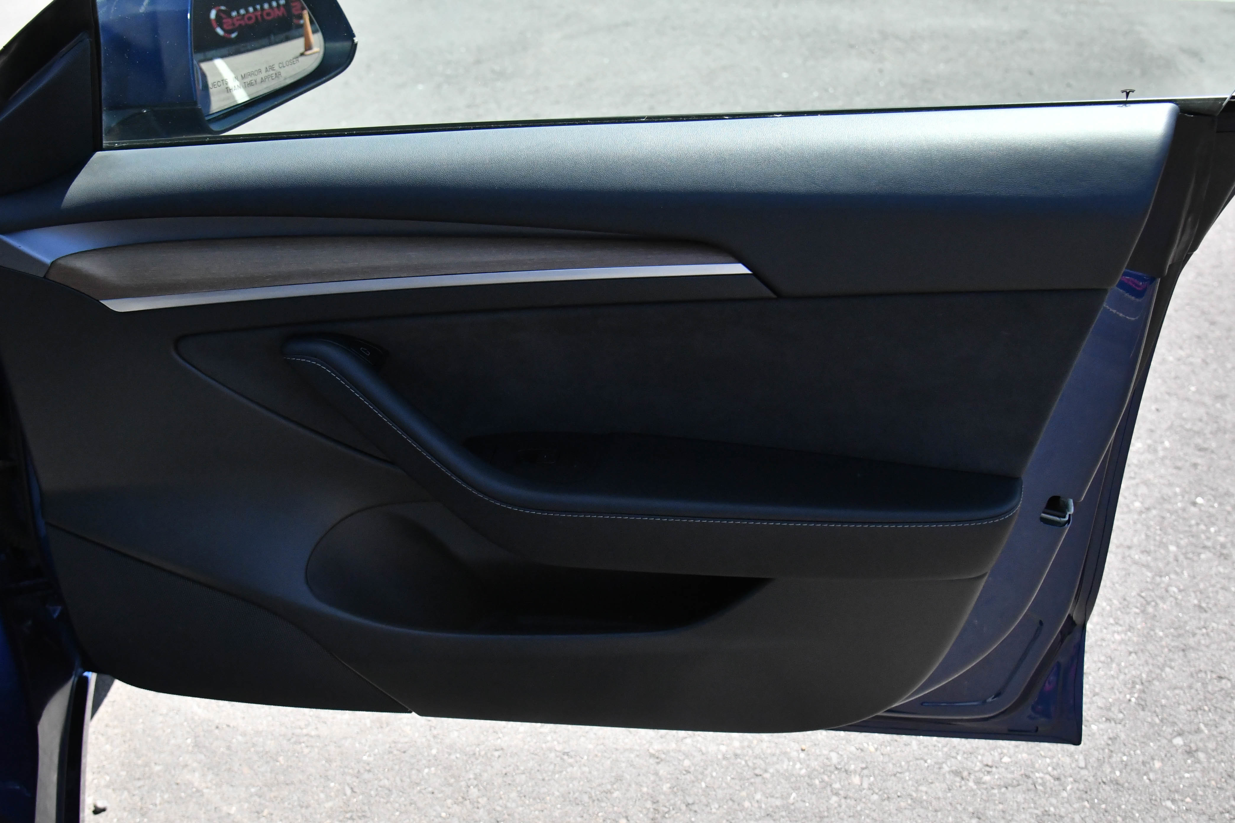 Used 2022 Tesla Model 3 Standard Range RWD image 41