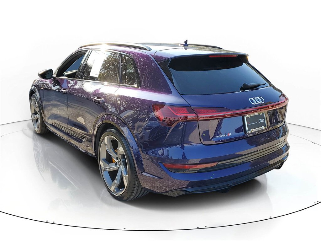 Used 2023 Audi e-tron S Prestige w/ Prestige Package image 3