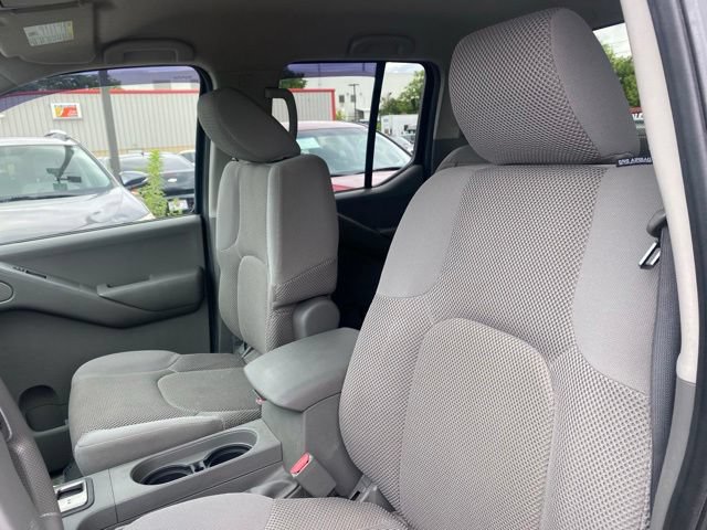 Used 2012 Nissan Frontier SV AWD/4WD image 10