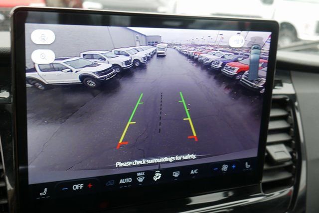 Used 2023 Ford Transit 350 XLT image 4