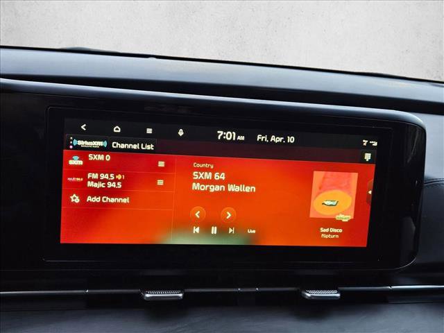 Used 2024 Kia Carnival EX image 12