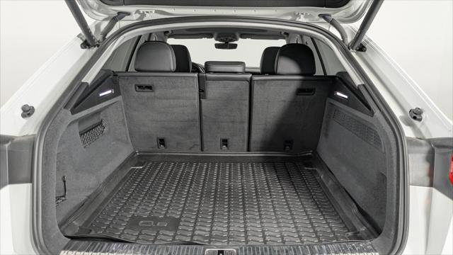 Used 2022 Audi Q8 Premium Plus image 15