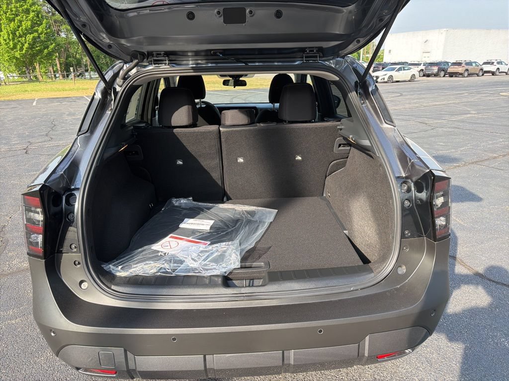 New 2026 Nissan Kicks SV w/ Charging Package FWD image 17