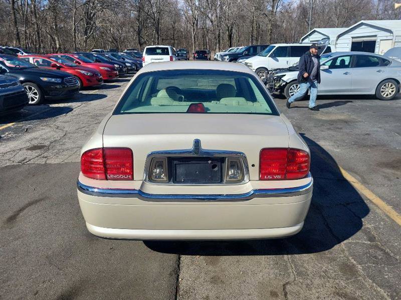 Used 2002 Lincoln LS image 7
