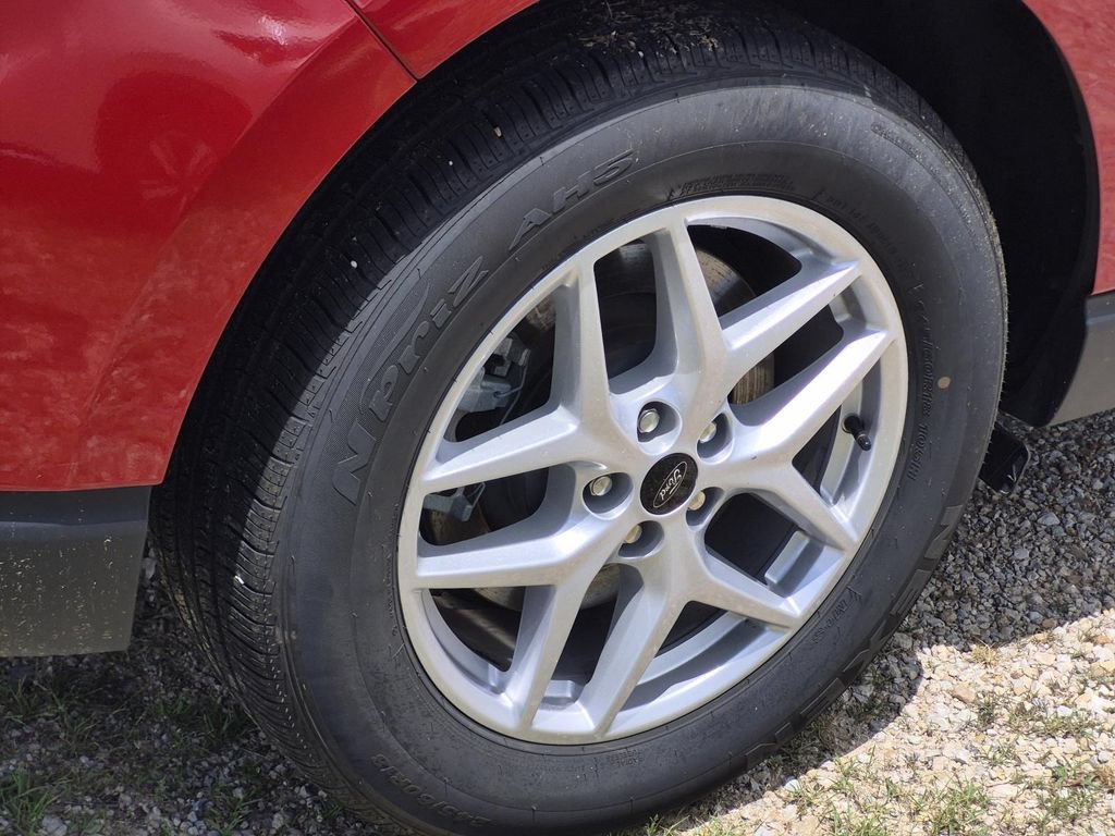Used 2024 Ford Edge SEL AWD/4WD image 8