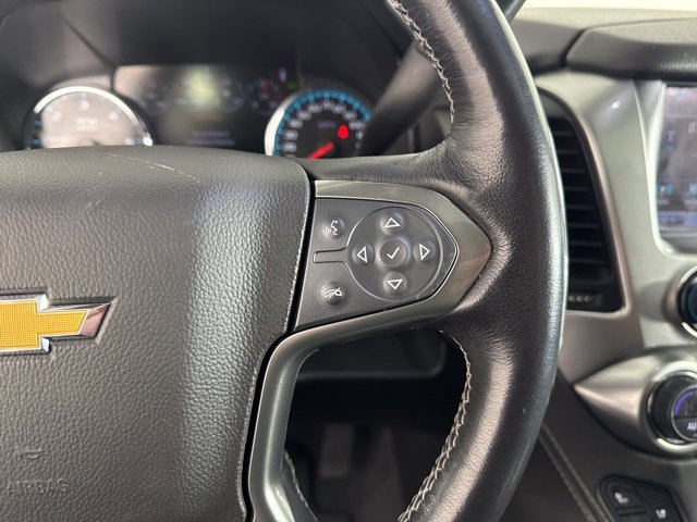Used 2020 Chevrolet Suburban Premier w/ Premier Plus Edition image 23