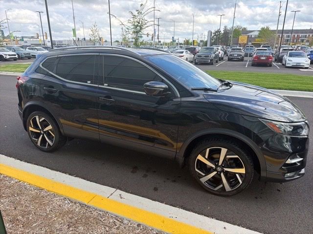 Used 2021 Nissan Rogue Sport SL w/ Premium Package AWD/4WD image 12
