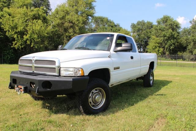 Used 2001 Dodge Ram 2500 Truck ST image 1