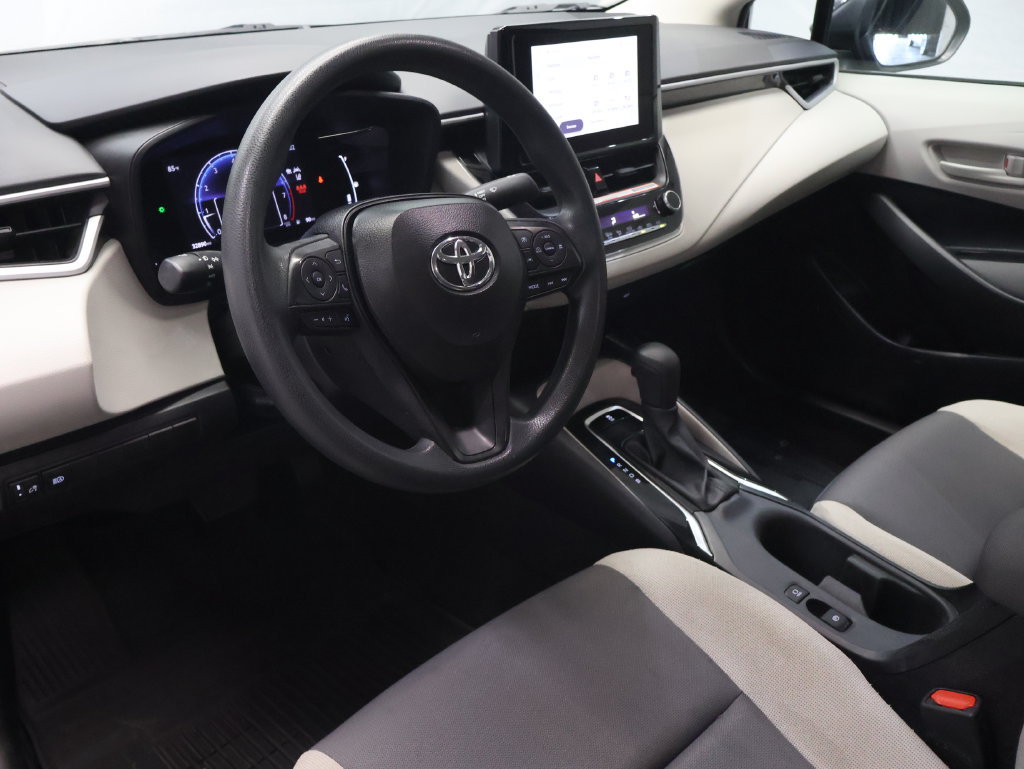 Used 2026 Toyota Corolla LE FWD image 16