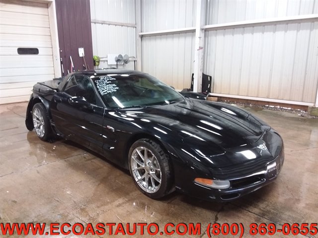 Used 2003 Chevrolet Corvette Coupe w/ Preferred Equipment Group RWD image 1