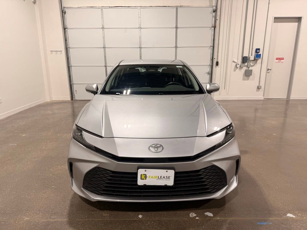 Used 2025 Toyota Camry LE video 2