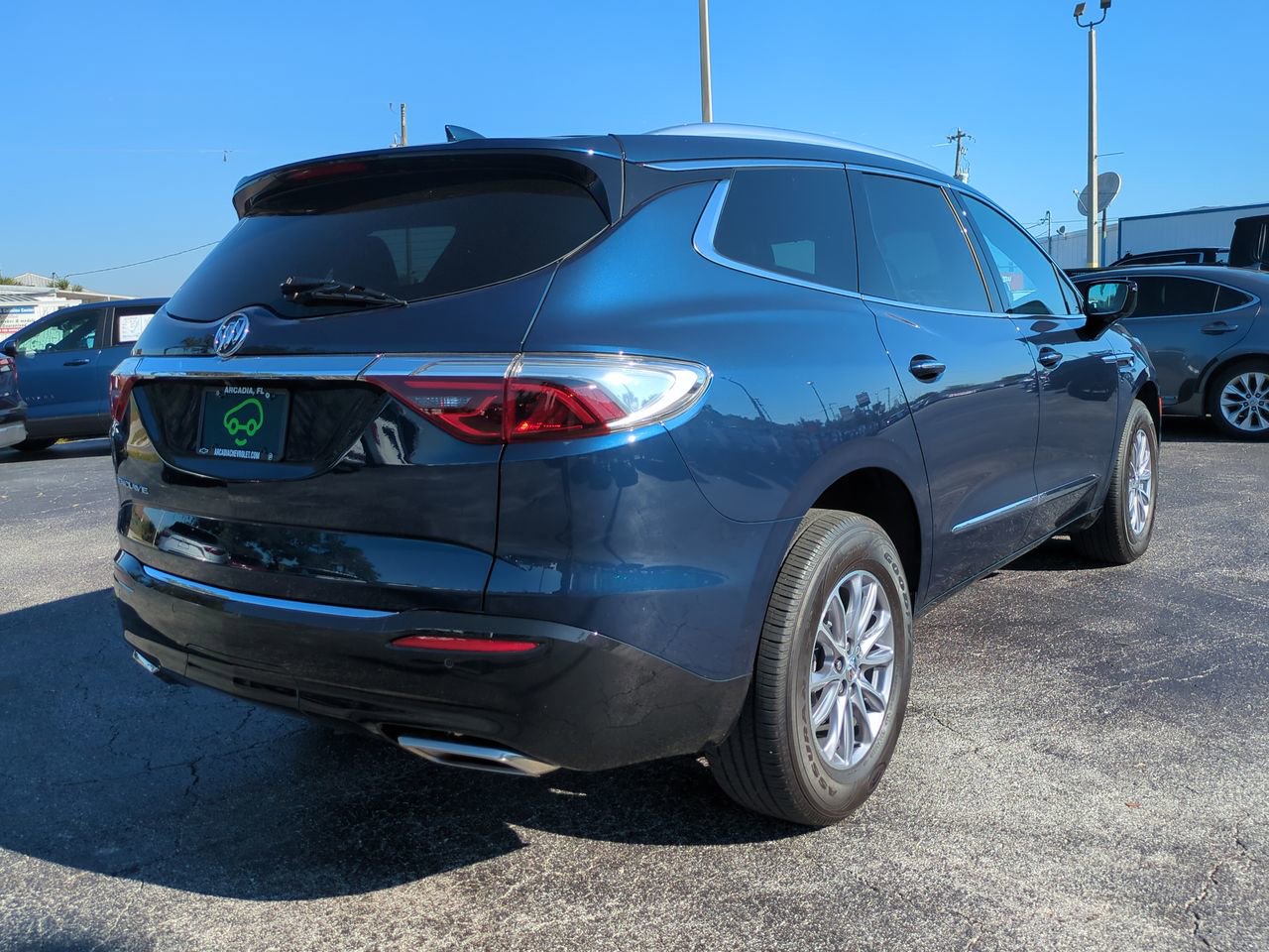 Certified 2023 Buick Enclave Essence FWD image 4