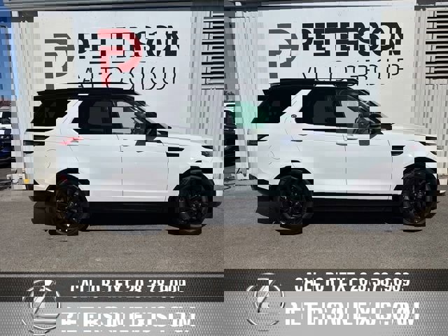 Used 2020 Land Rover Discovery Landmark image 3