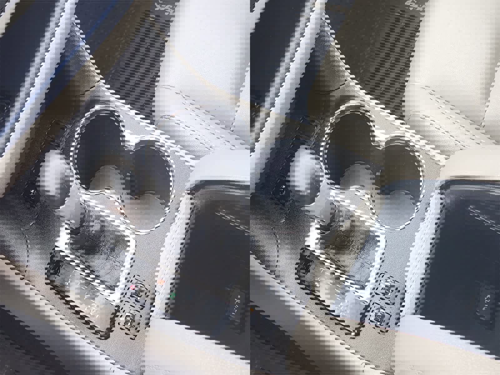 Used 2016 Toyota Highlander XLE image 20