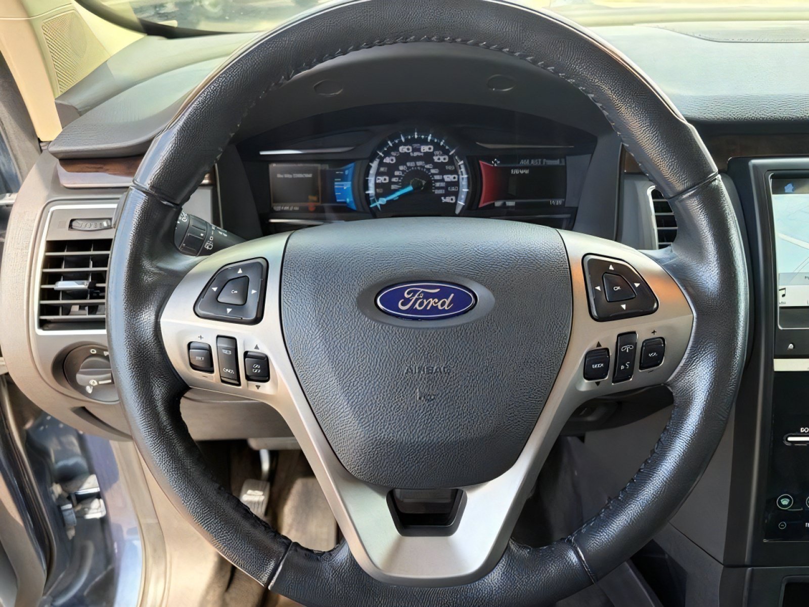 Used 2018 Ford Flex Limited FWD image 21