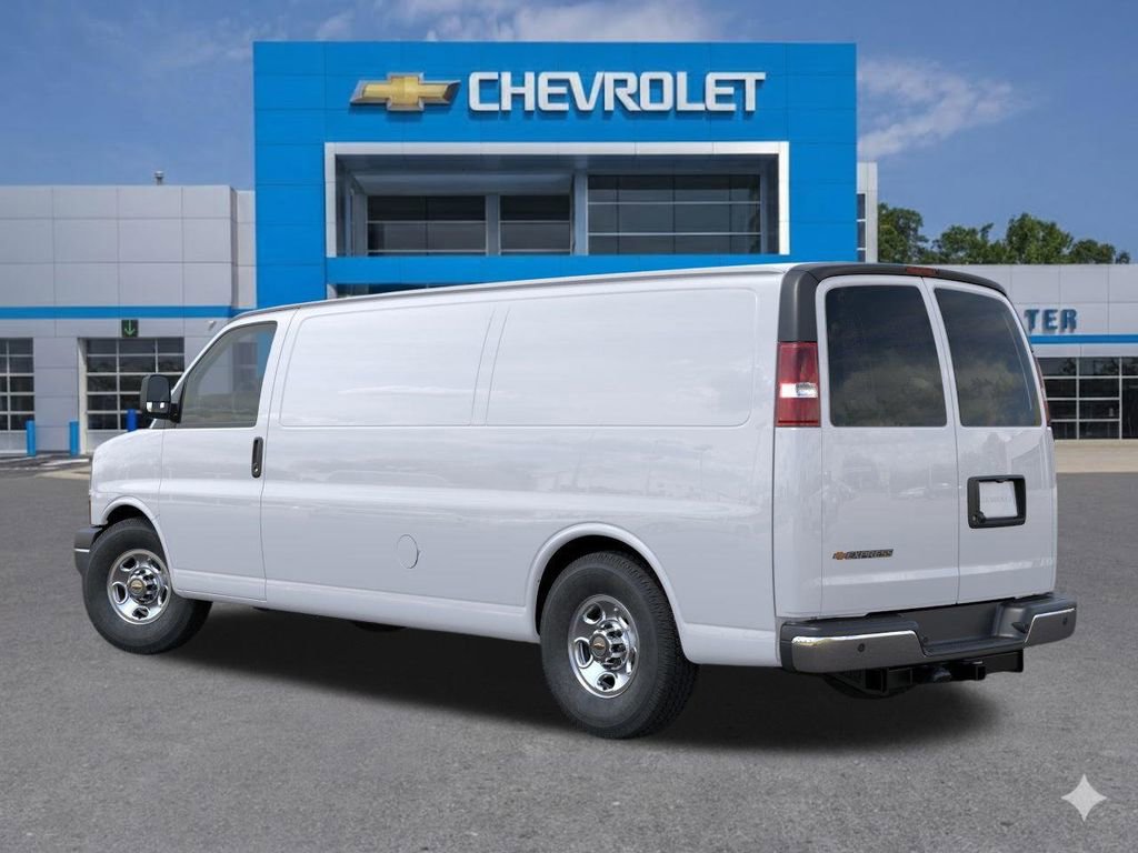 New 2026 Chevrolet Express 3500 Extended RWD image 4